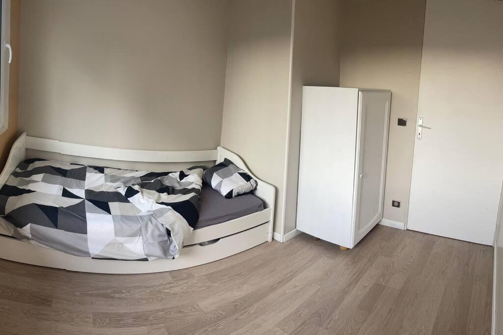 Maison A 2 Pas Du Centre Ville Péronne Екстериор снимка